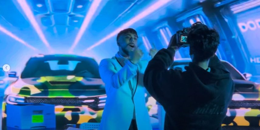 Crimson sky portrait look with artist and model center stage on LED wall Crimson sky portrait look with artist and model center stage on LED wall