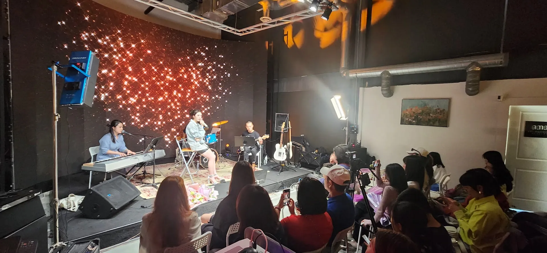 Upperland Studio活动预约