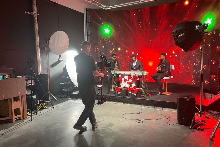 Vancouver filming studio with led wall Vancouver filming studio with led wall